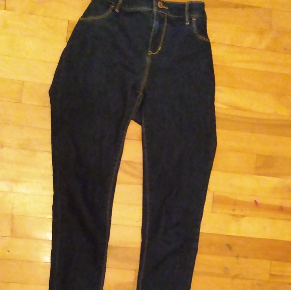 Small - Picture 1 of 2